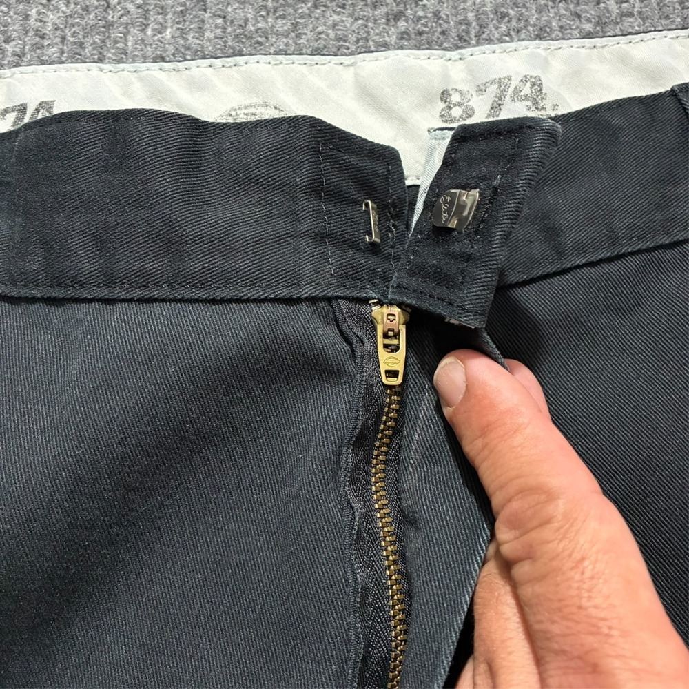 Dickies 874 Original Fit Mens Pants Size 42x34 Black‎ Flat Front High Rise - Picture 2 of 11